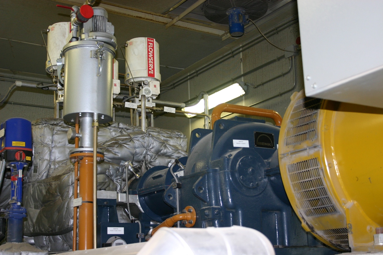 TURBINA CON ALTERNATORE DA 1 MW